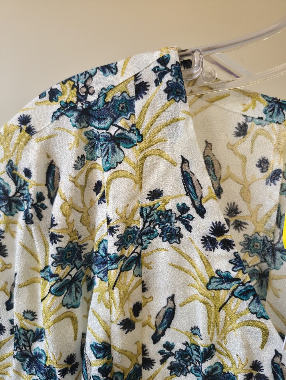 NWT J.Jill Women's Floral Bird Print Button Front Blouse Long Sleeve Size XS - Picture 4 of 7